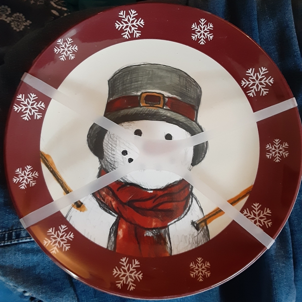 Kohls snowman set of 4 plates new